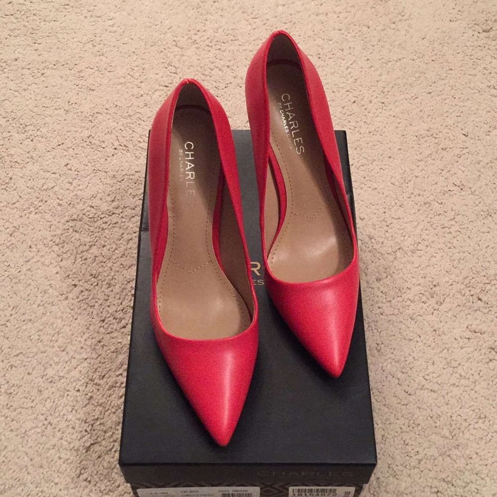 New - Charles by Charles David, Coral Red Pumps